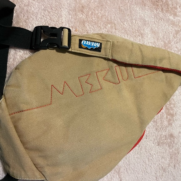 Meru Bag - Picture 1 of 2